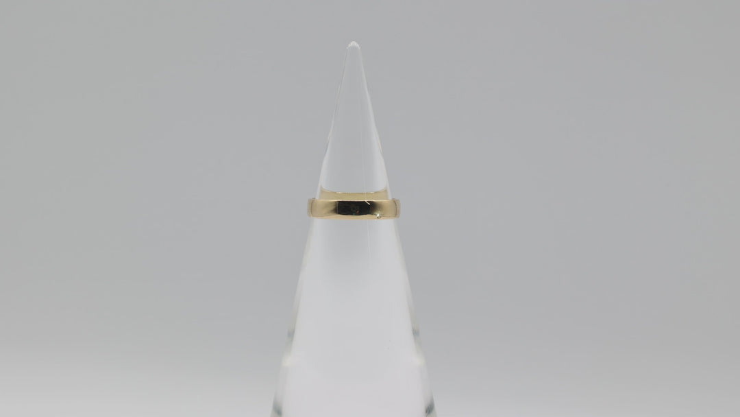 18k Yellow Gold Band 4mm wide Ring - Size 7