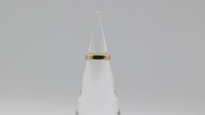 18k Yellow Gold Band 4mm wide Ring - Size 7