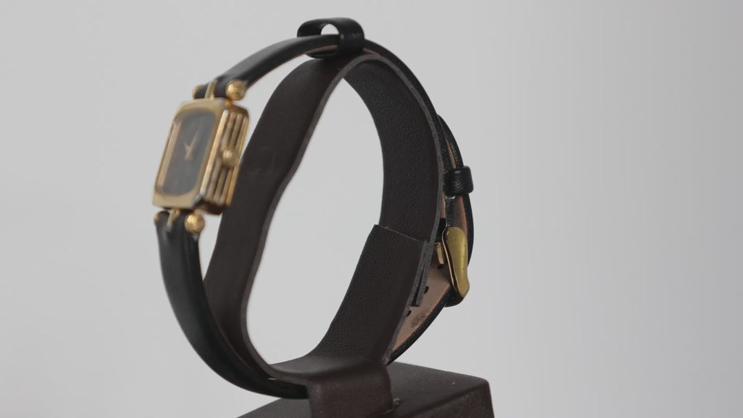 Gucci Vintage Stack Square Watch Black And Gold Tone
