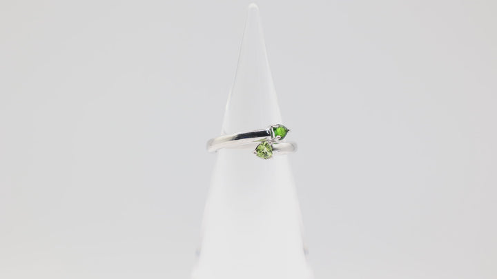 925 Sterling Silver Overlapping Green Prasiolite Hearts Ring Size 7.75