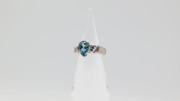 925 Sterling Silver with Gold Accents Square Filigree Band with Pear Shaped Blue Topaz Stone and Blue Sapphire Accents Ring Size 7