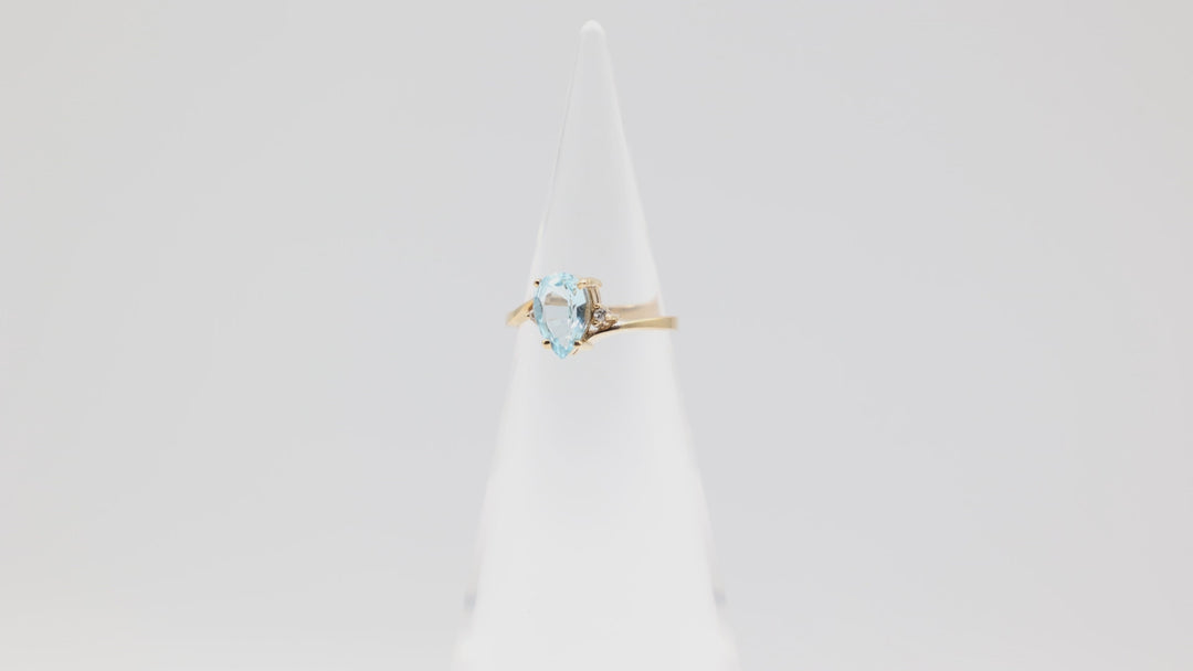 10K Yellow Gold Pear Cut 9x6mm Blue Topaz and Diamond Accents Ring Size 5.75