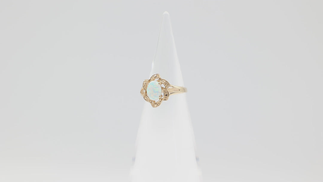 14k Yellow Gold Flower With Oval Opal Ring Size 6.5
