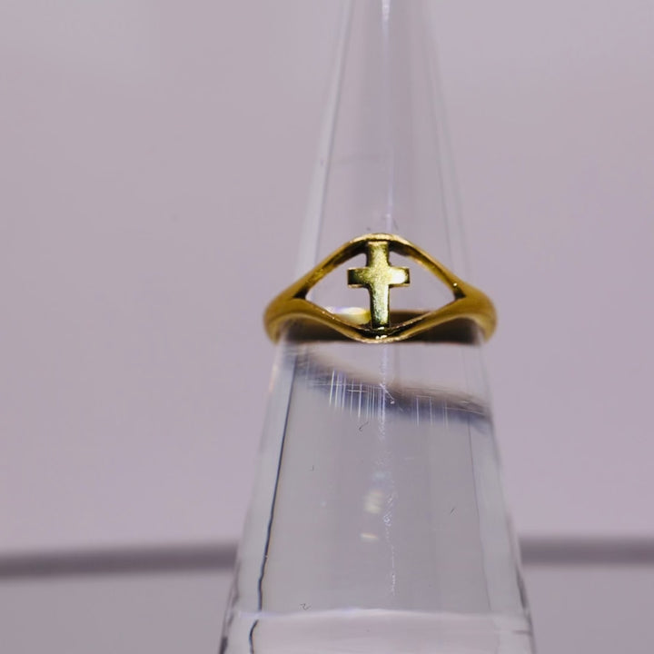 22k Yellow Gold Halo Style Cross Ring - Size 5.5