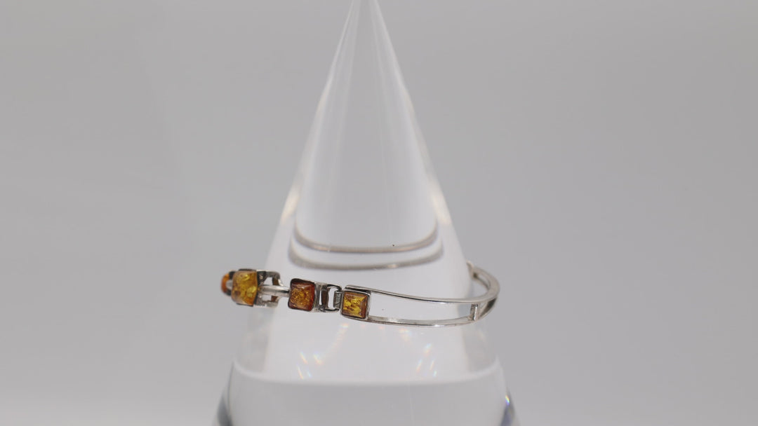 Elegant 925 Sterling Silver Bracelet With Five Amber Stones
