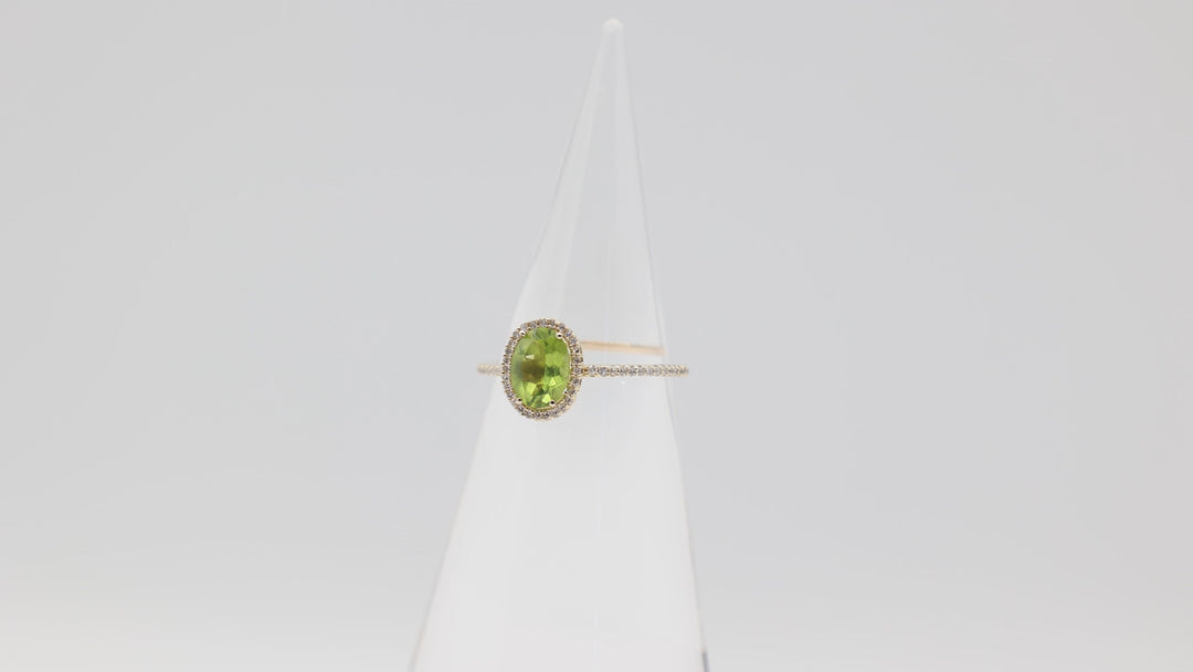 14k Yellow Gold Diamond Halo Peridot Ring Size 11