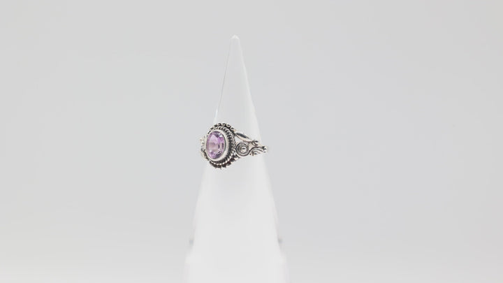 925 Sterling Silver Spiral Band Ring with 8x6mm Oval Amethyst Stone Size 7
