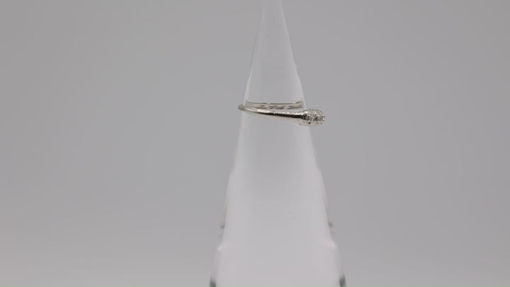 14k White Gold with Five White Diamonds Ring – Size 6.75