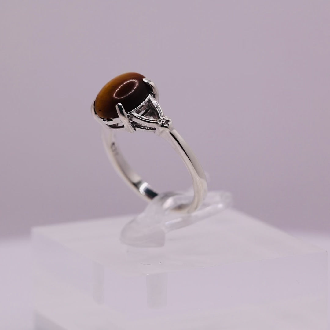 925 Sterling Silver Ring with Faux Tigers Eye - Size 5.75