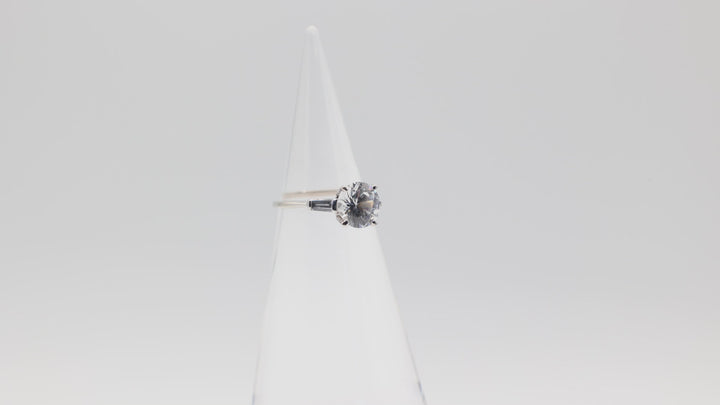 14k White Gold Band With Large Round White Spinel Stone Ring Size 8.5