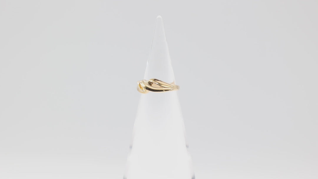18k Yellow Gold Twisted Infinity Ring Size 6.75 Elegant Design
