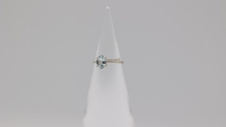 14K White Gold Aquamarine Ring 8x6mm Size 6.25 Sparkling