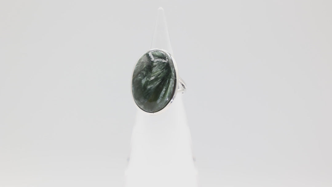 925 Silver Natural Green Seraphinite Stone Ring 26mm x 17mm Size 8.75