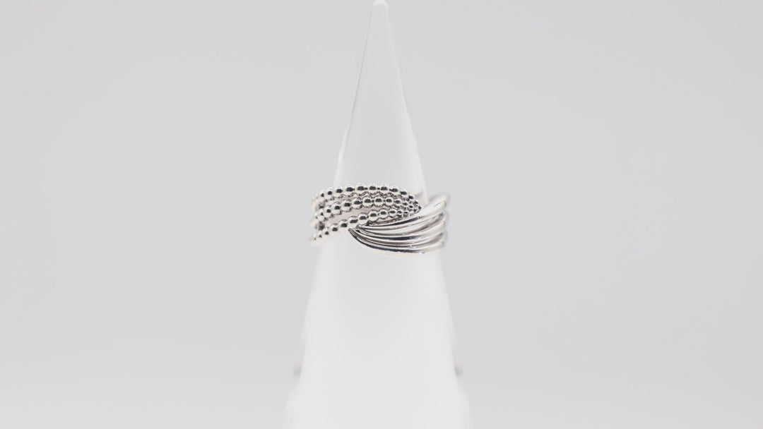 925 Sterling Silver Beaded Intertwined Ring Size Eight Point Five