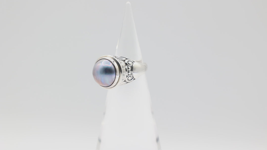 925 Sterling Silver 15mm Blue Mother of Pearl Ring Size 9