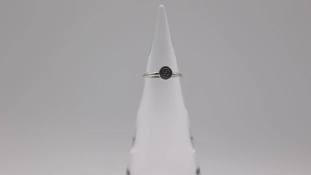 925 Sterling Silver Circle Ring 6