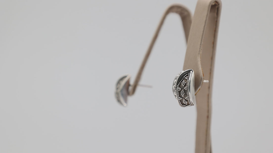 John Hardy 925 Sterling Silver Dotted Earrings For Women
