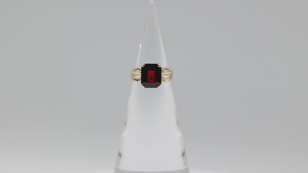 14K Yellow Gold Emerald Cut Garnet Ring 11.5x9.6mm 8.75