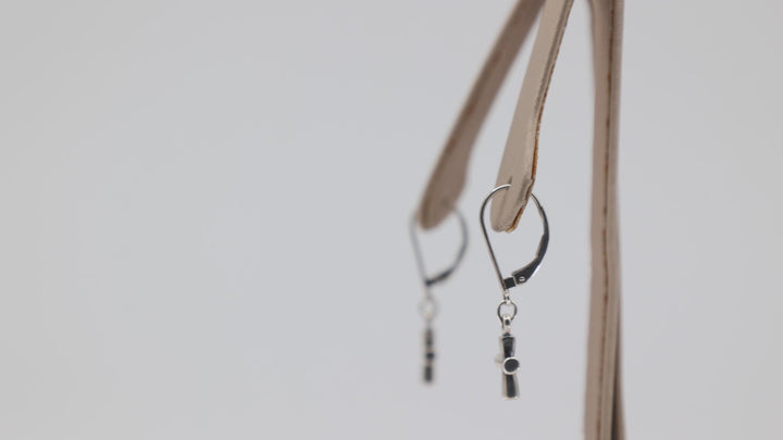 James Avery 925 Sterling Silver Gross Dangle Earrings