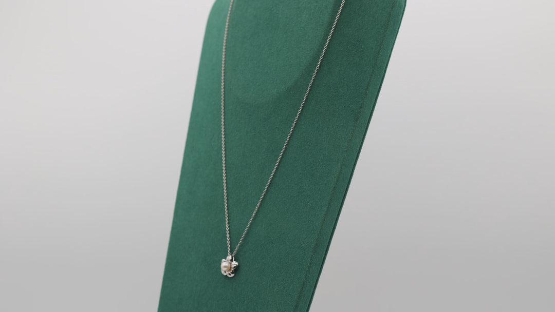 Gabriel And Co 18 Inch 925 Sterling Silver Pearl Flower Pendant Necklace