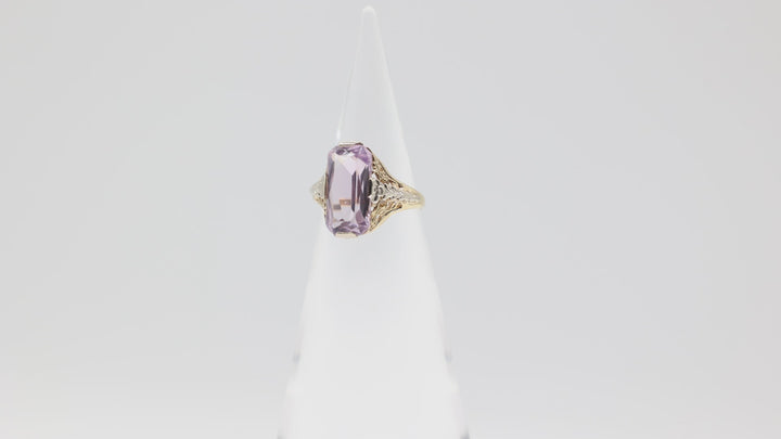 10k Art Deco Two Tone Gold & Emerald Cut Amethyst Floral Engraved Ring Size 7.5