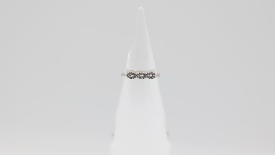 14k White Gold Twisted Band Ring with White Sapphire Stones Size 6