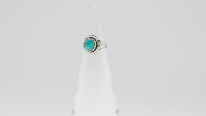 925 Sterling Silver L Yazzie 10x8mm Oval Turquoise Stone Ring with 925 Halo Size 4.5