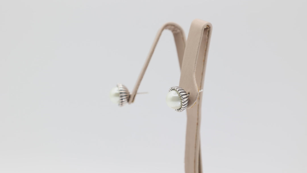 Lagos Caviar Pearl Stud Earrings