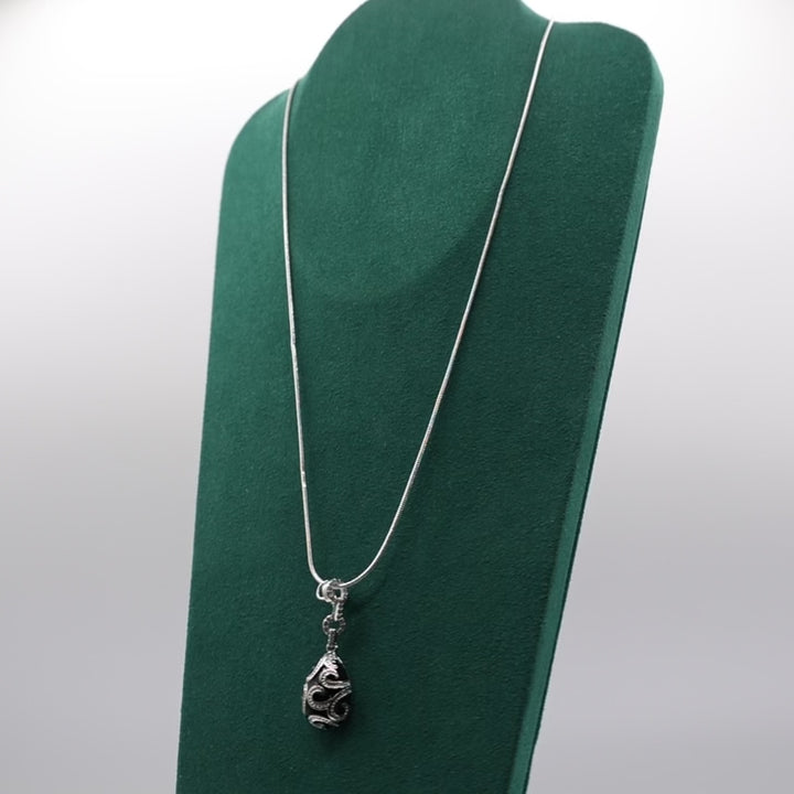 925 Sterling Silver Black Onyx and White Topaz Pendant and Chain - 19 inches