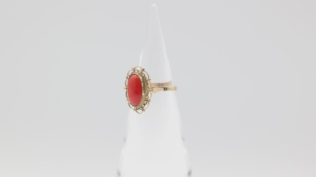 14K Yellow Gold Coral Filigree Ring 14x8mm Size 8.75