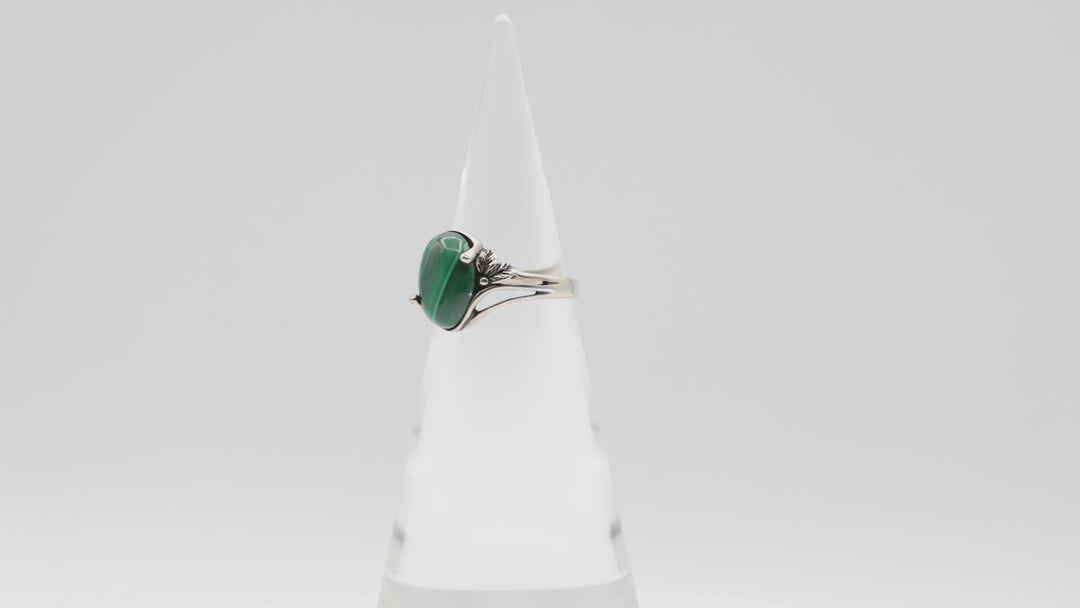 925 Sterling Silver 14x10mm Oval Green Malachite Stone Ring Size 10