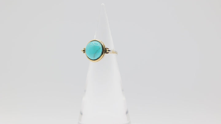 925 Sterling Silver & Gold Plated 13mm Faux Turquoise Stone Ring Size 7