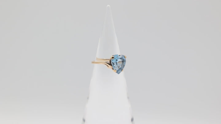 12k Yellow Gold Band with Blue Topaz Heart Stone Ring Size 10
